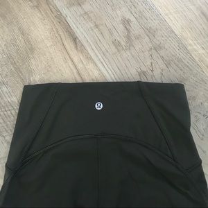 Lululemon Cropped Leggings in Olive Green